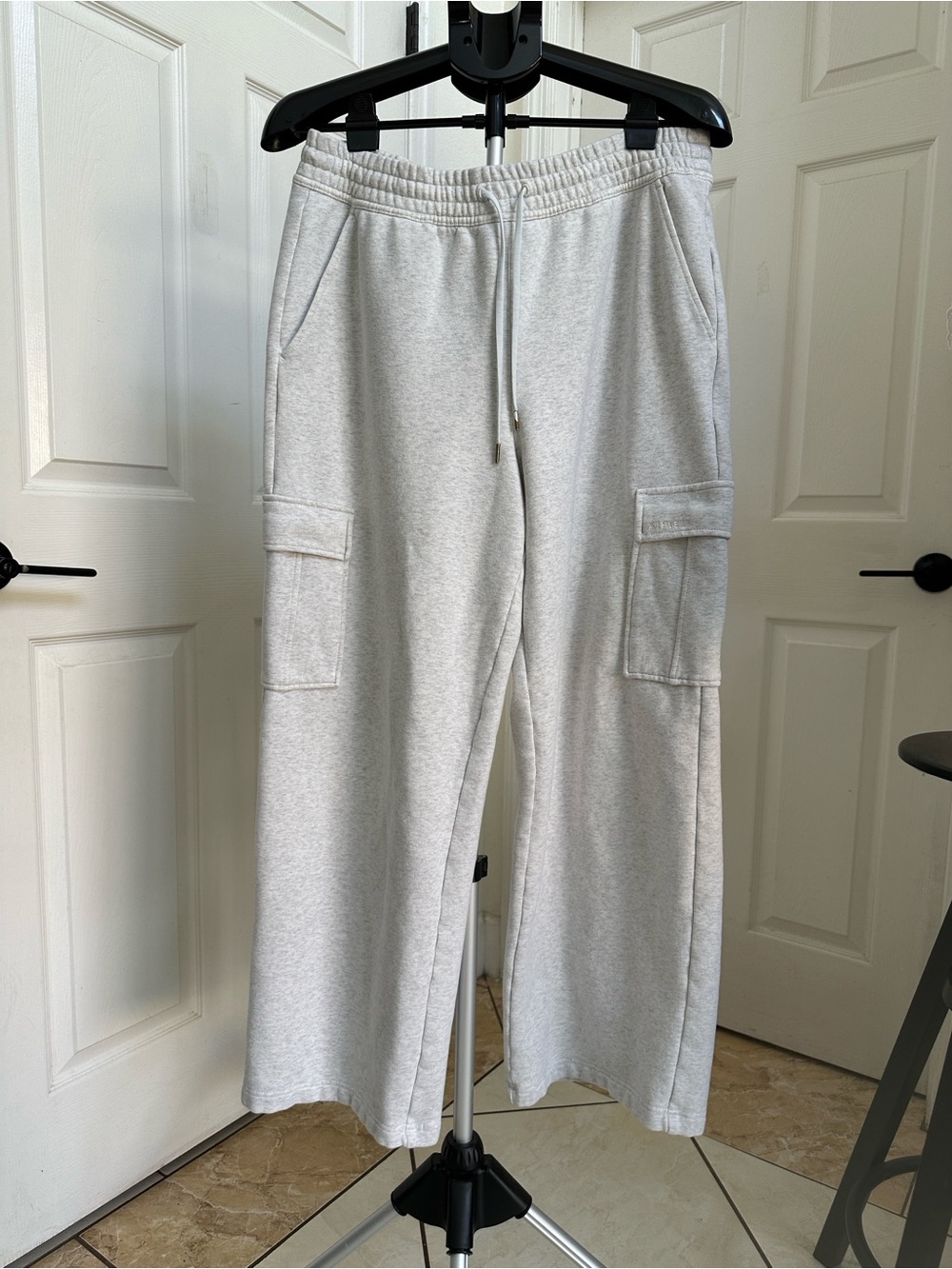 Athleta Retroterry Women’s High Rise Wide Leg Cargo Pants Size XL